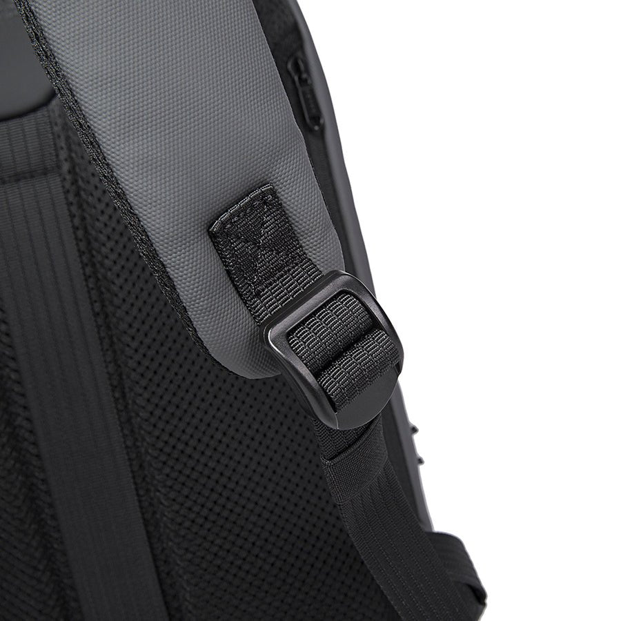 Classic Anti-Theft Backpack for 15.6" Laptop – Secure & Timeless Design – Bange Classic 