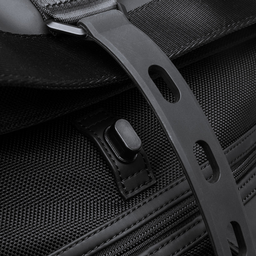 Waterproof Travel Backpack for 17.3” Laptop – Bange Horus 