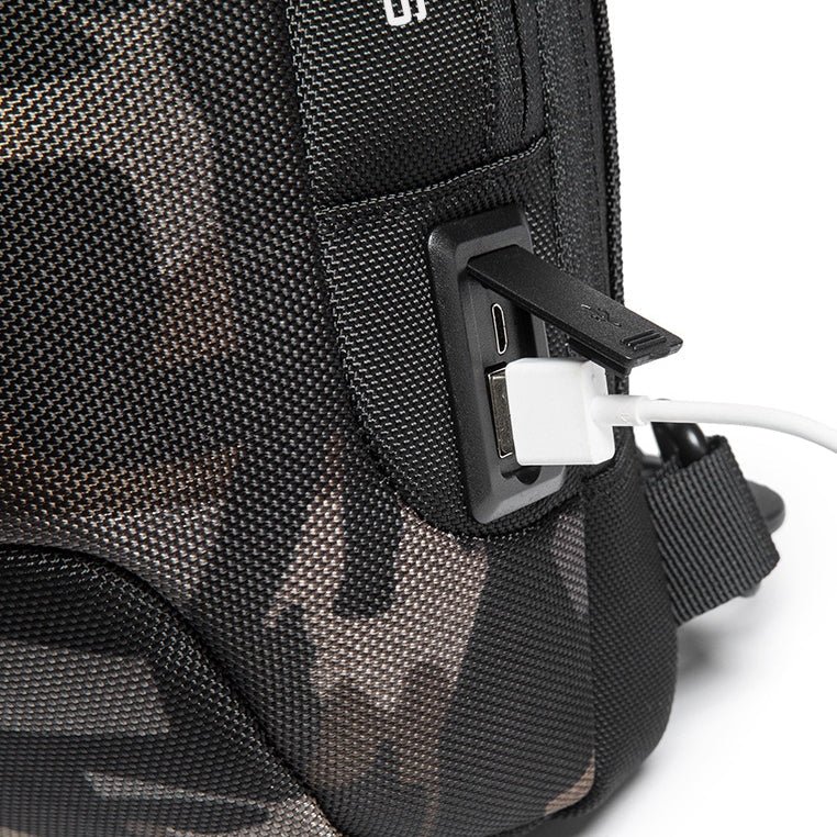 Waterproof Anti-Theft Crossbody Bag – Compact & Secure for Daily Use – Bange Iconic 