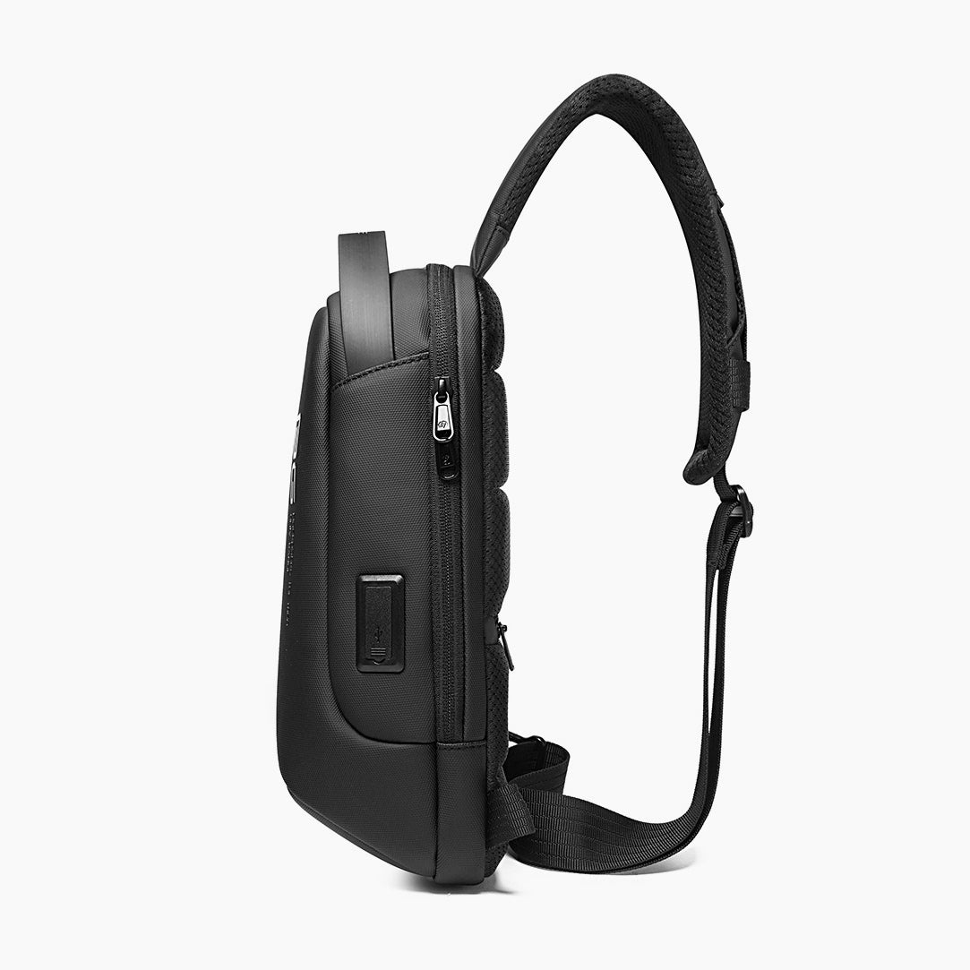 Compact and Functional Crossbody Bag for Everyday Carry – Bange Locki-S #color_black