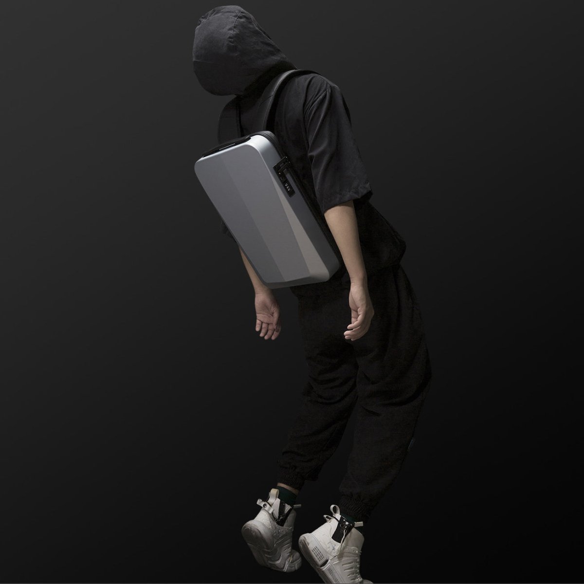 Anti-Theft Hardshell Backpack for 17.3" Laptop – Secure & Durable – Bange T-Shock II 